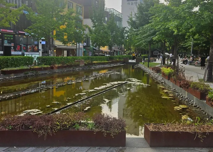 홍대 Blue - Quiet Cozy House Hongdae Area 아파트 *